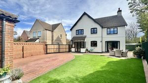 Photo 26- click for photo gallery